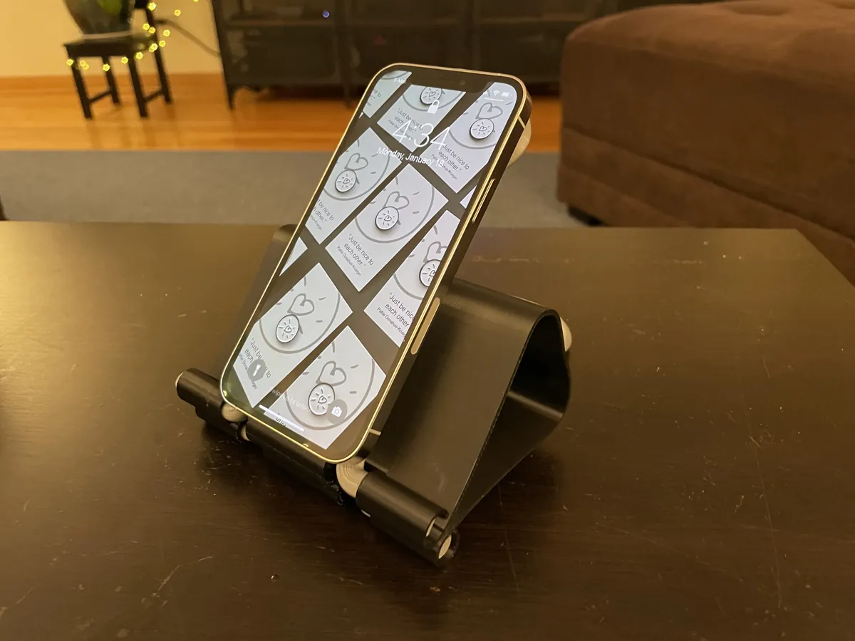 Giant Binder Clip Phone Stand v2, photo 3 of 4 - Giant Binder Clip Phone Stand v2 Household