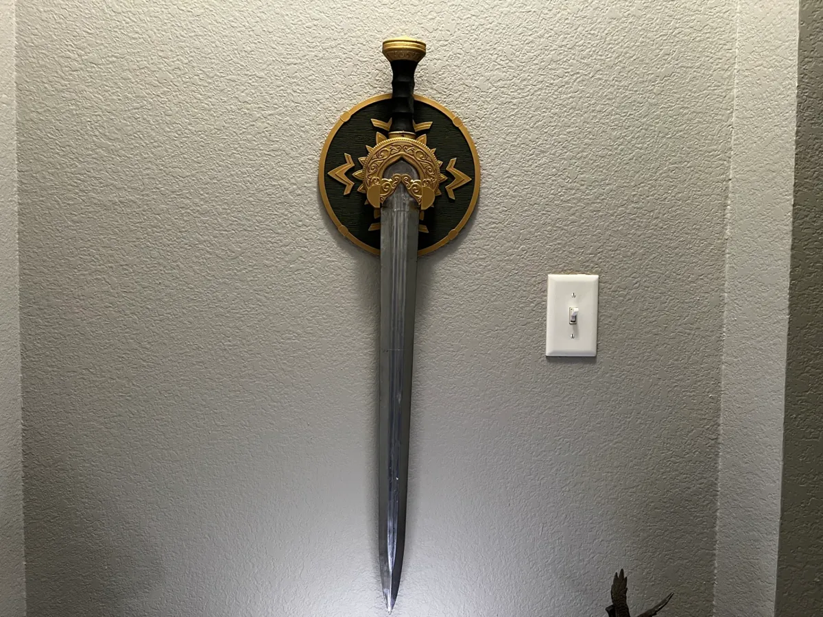 Shield of Rohan | LOTR, photo 3 of 4 - Shield of Rohan | LOTR Props & Cosplays