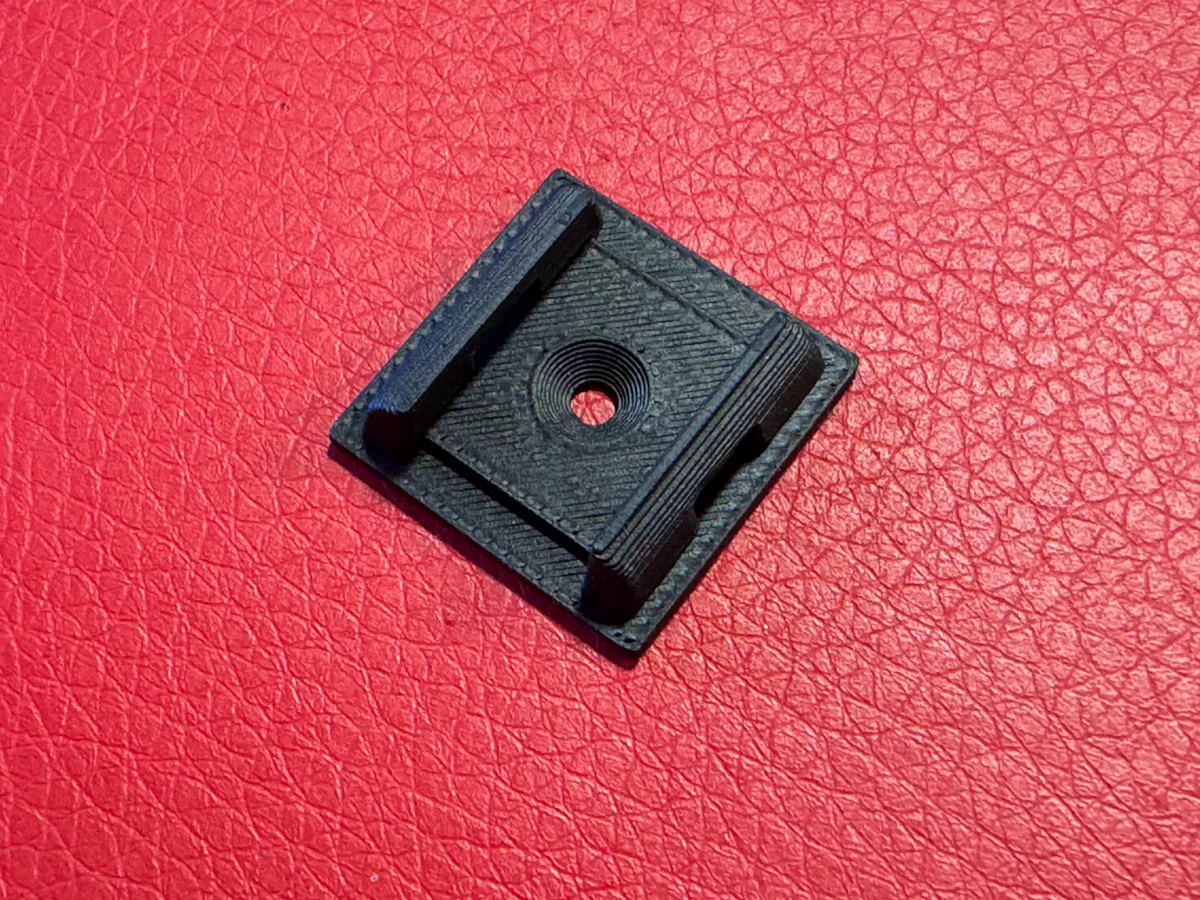Wall mount cable clip