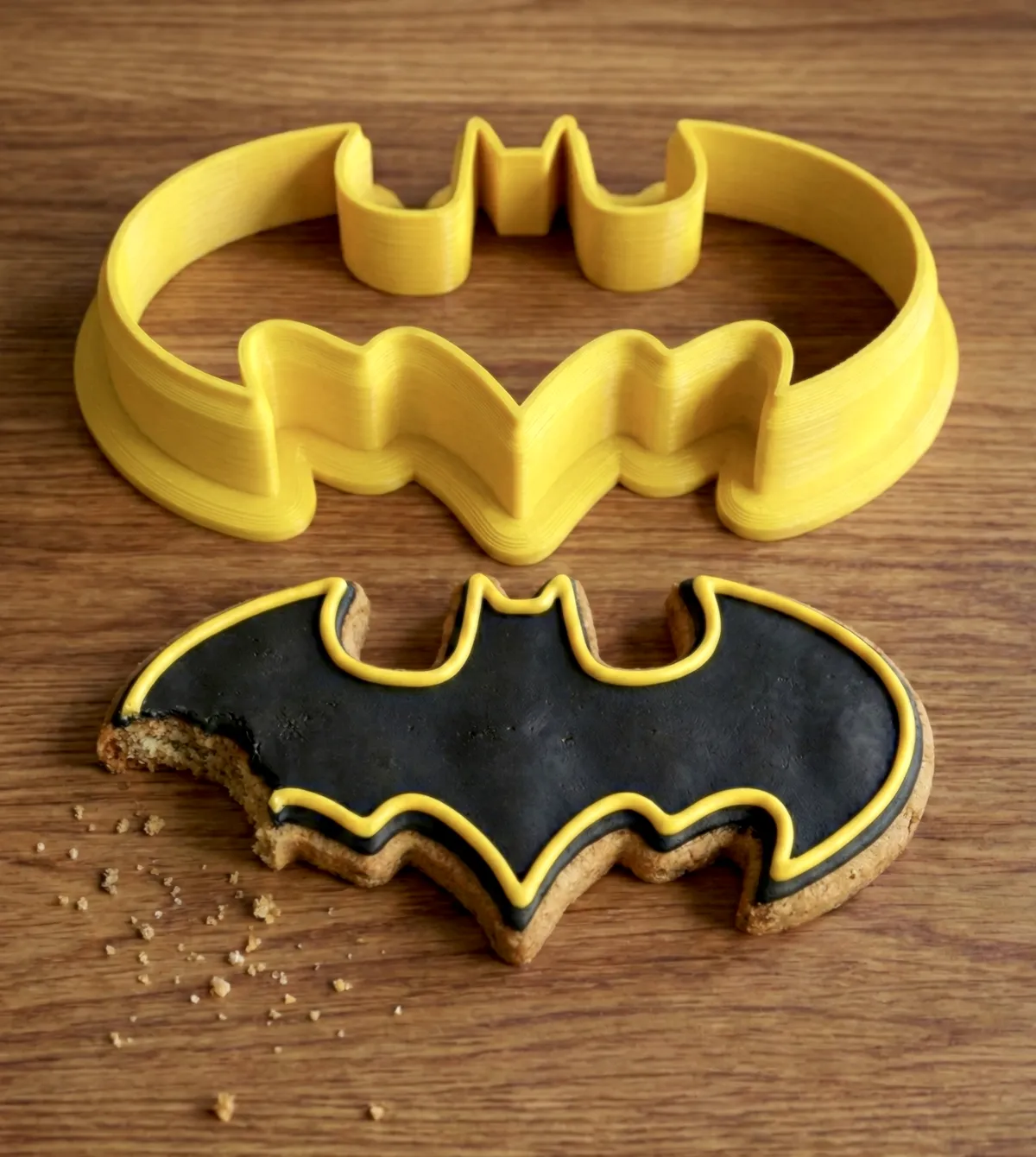 Batman cookie cutter, photo 3 of 3 - Batman cookie cutter Kitchen & Dining