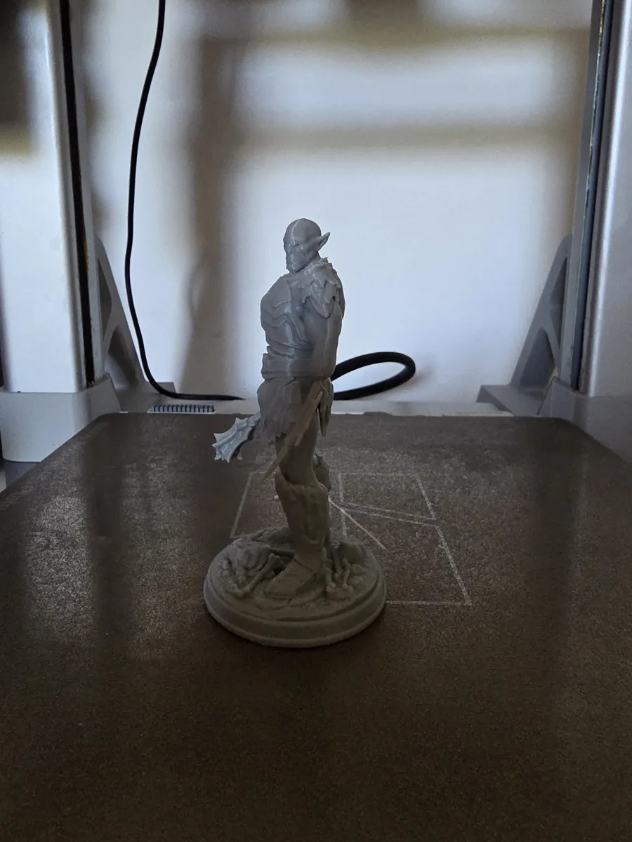 Azog the Defiler, Pale Orc Commander, photo 3 of 4 - Azog the Defiler, Pale Orc Commander Figurines & Collectibles