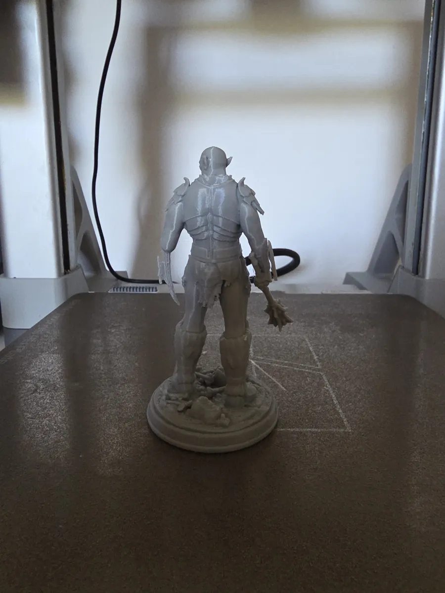 Azog the Defiler, Pale Orc Commander, photo 4 of 4 - Azog the Defiler, Pale Orc Commander Figurines & Collectibles