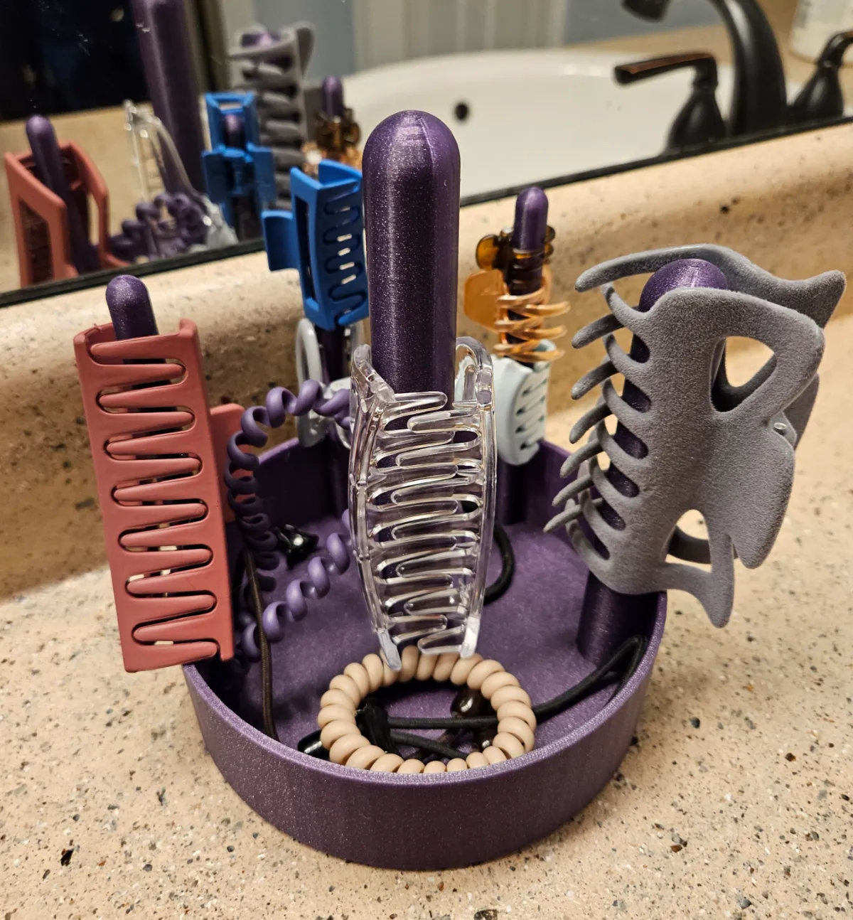 Hair clip and hair tie organizer