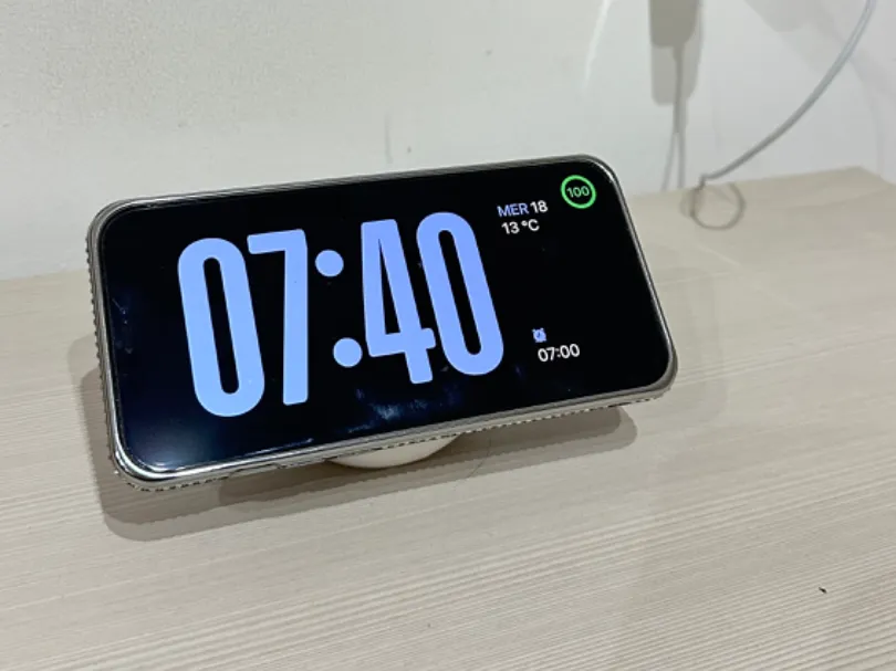 iPhone MagSafe Standby Mode Stand