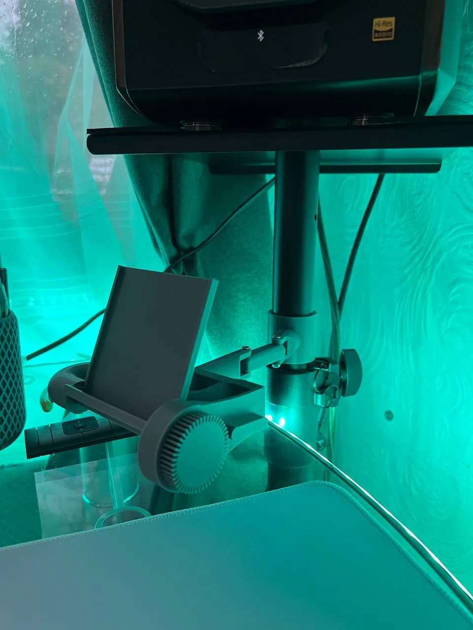 Adjustable Phone Holder Tube/Pipe Mounted, photo 2 of 3 - Adjustable Phone Holder Tube/Pipe Mounted Tools