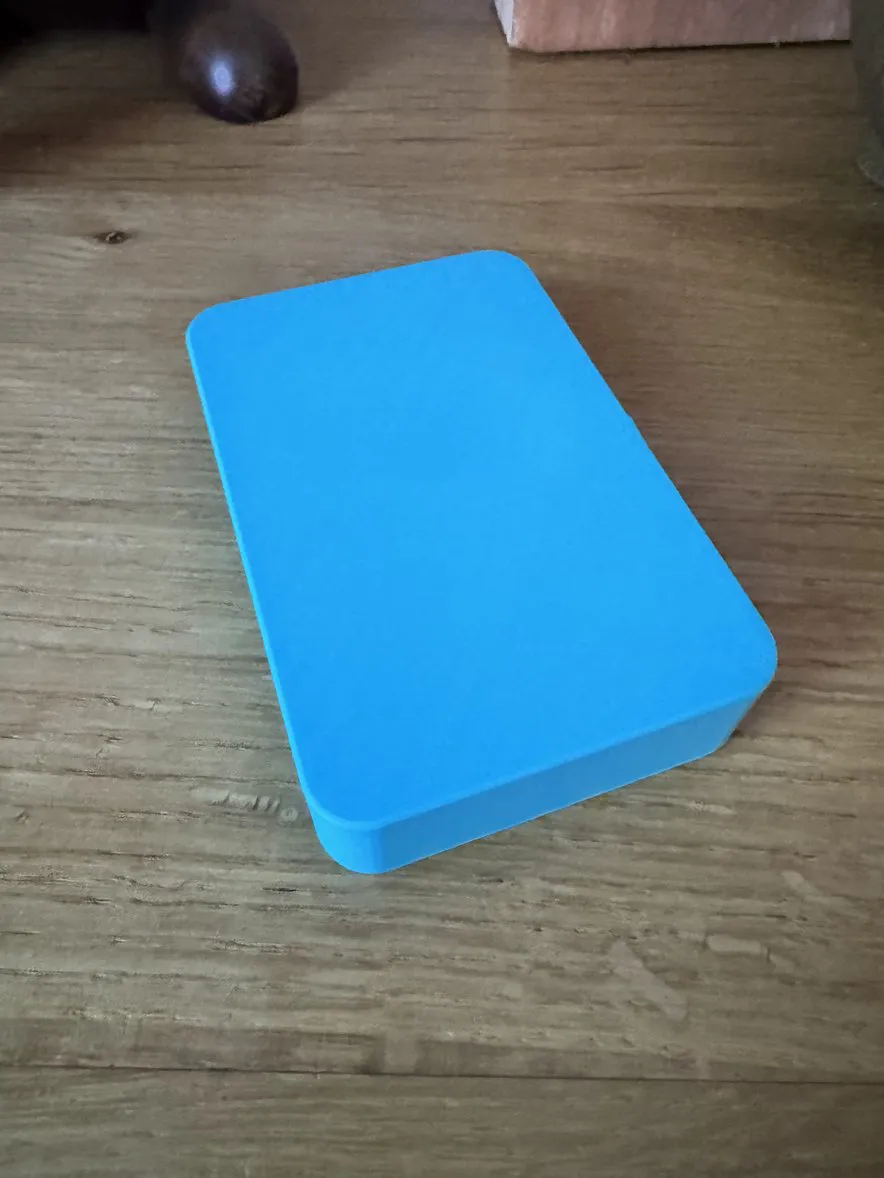 Kartenbox für bis zu 55 Spielkarten, photo 4 of 4 - Kartenbox für bis zu 55 Spielkarten Board Games & Tabletop