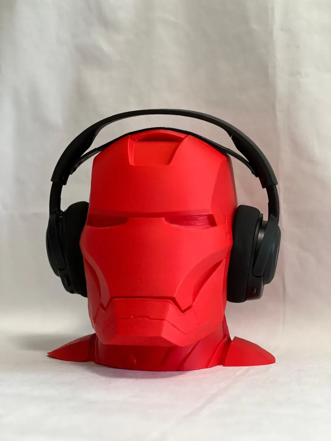 Ironman - Headset Stand / Holder, photo 4 of 4 - Ironman - Headset Stand / Holder Mobile & Device Accessories