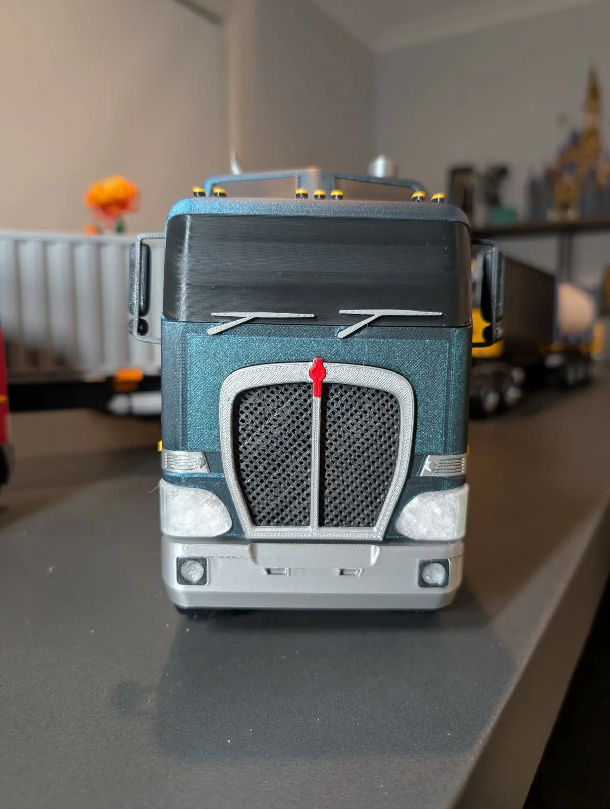 truck K200, photo 3 of 4 - truck K200 Models, RC & Drones