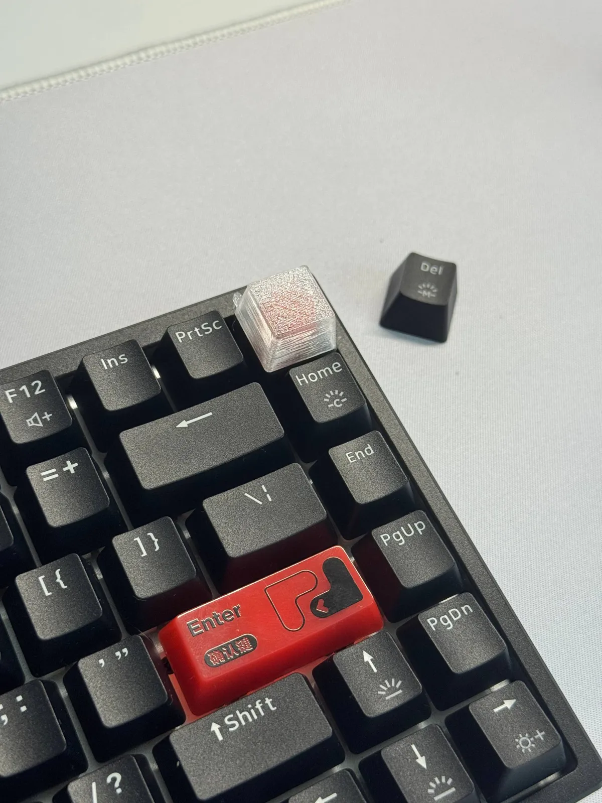 Big red button keycap, photo 3 of 4 - Big red button keycap Mobile & Device Accessories