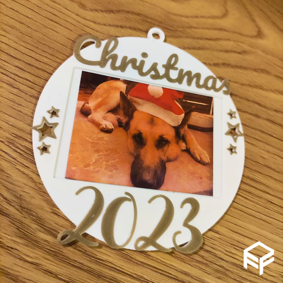 Christmas 2023 photo frame ornament - 2D Art, in stock in India