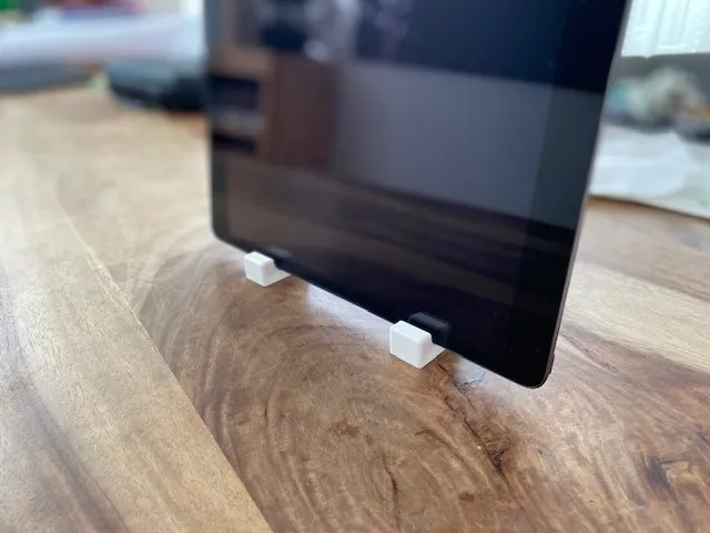 Simple steep tablet stand, photo 2 of 4 - Simple steep tablet stand Tools