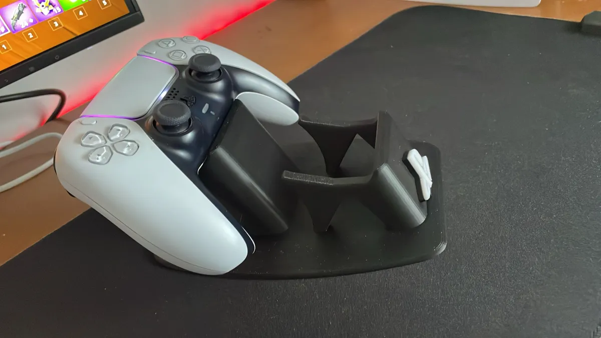 PS5 Controller Dual Stand, photo 4 of 4 - PS5 Controller Dual Stand Gaming Accessories
