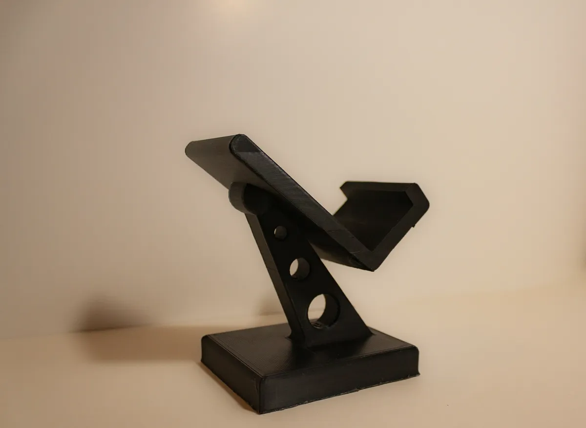 Simple Controller Stand, photo 2 of 4 - Simple Controller Stand Toys & Games