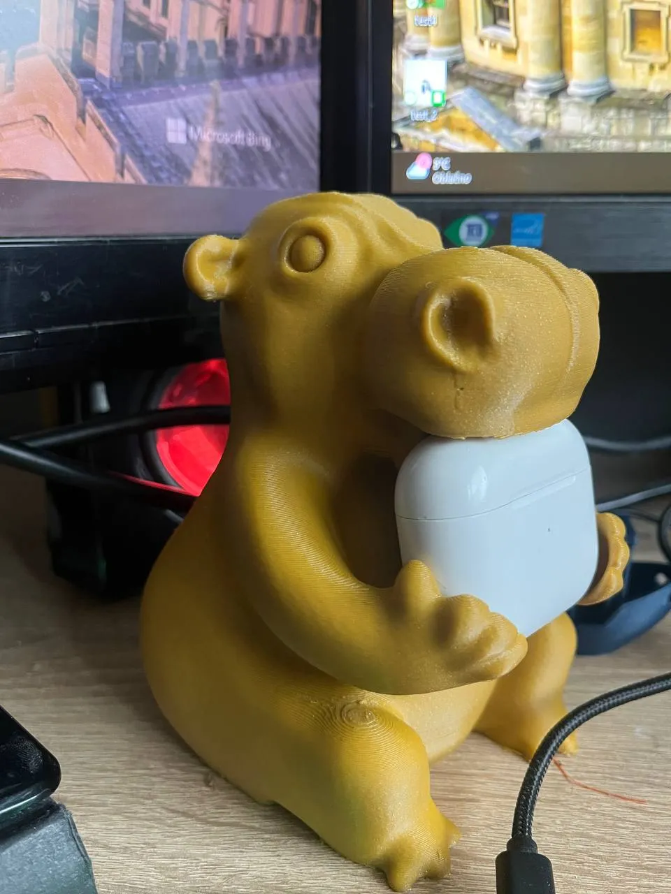 Cute Hippo eating Airpod(3rd, 4th, Pro 2) stand, photo 4 of 4 - Cute Hippo eating Airpod(3rd, 4th, Pro 2) stand Household