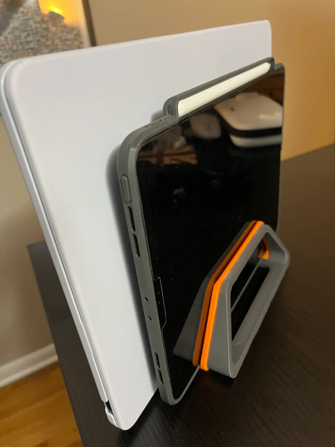 MacBook Air and Ipad Stand, photo 4 of 4 - MacBook Air and Ipad Stand Mobile & Device Accessories