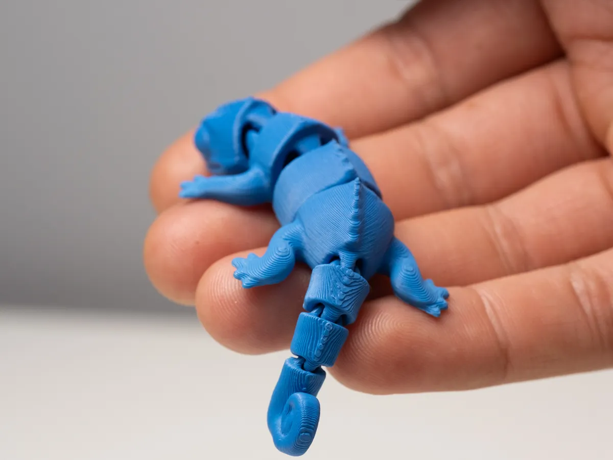 Flexi Chameleon - Articulated, photo 3 of 4 - Flexi Chameleon - Articulated Fidget & Sensory Toys