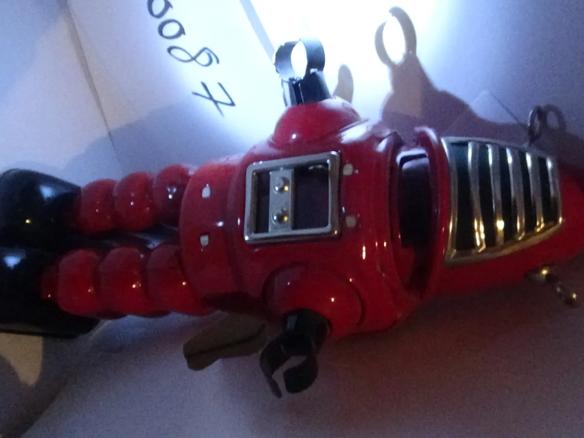 Robbie Robot original 1950s action figure. - Other Props & Cosplays, in stock in India