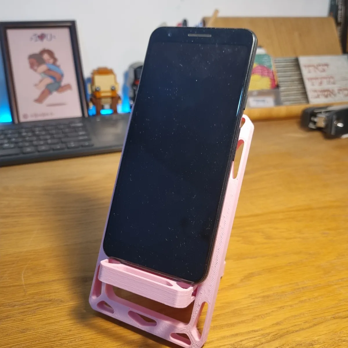 Foldable Phone Stand (V1), photo 3 of 4 - Foldable Phone Stand (V1) Art