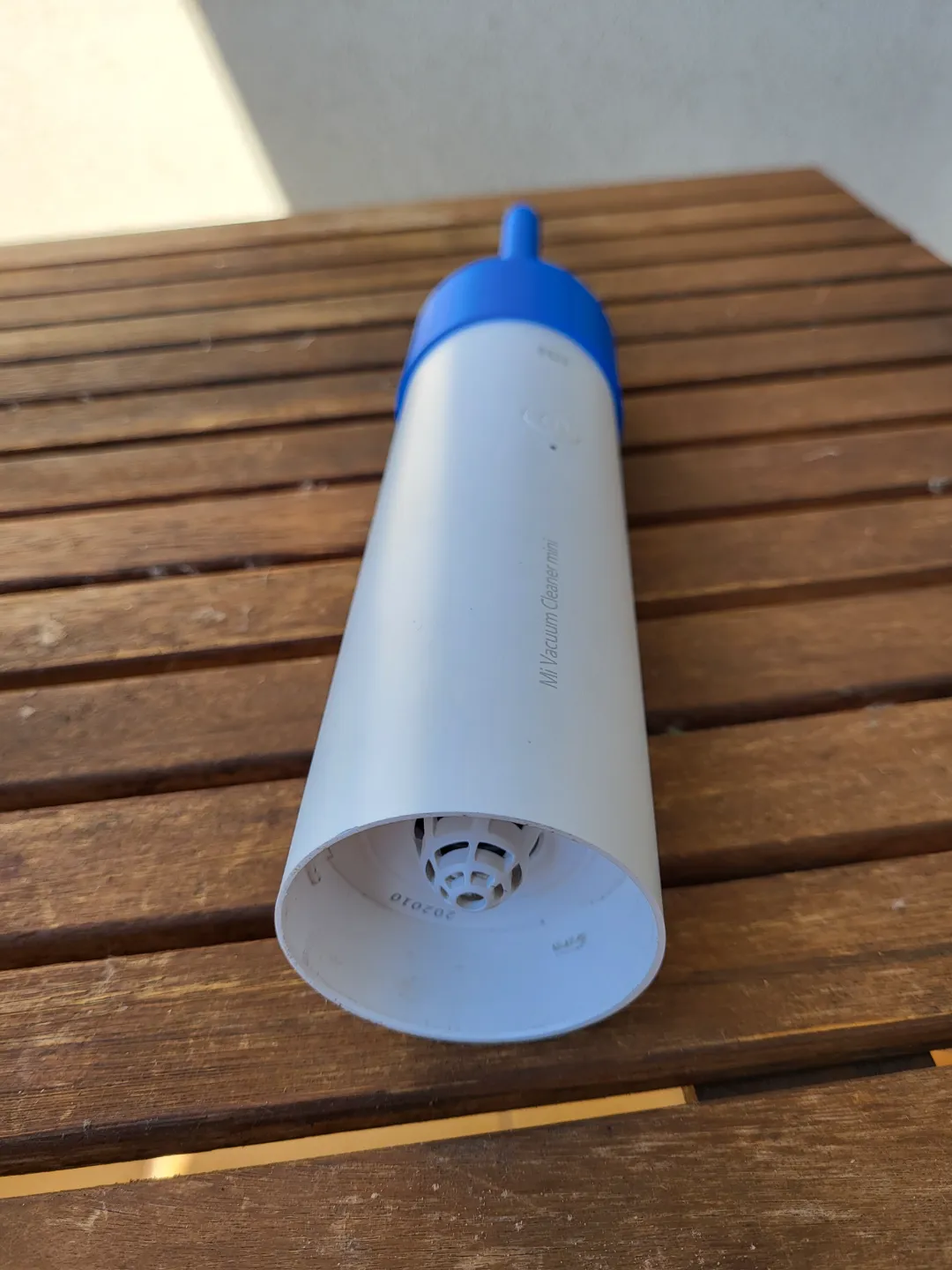 Xiaomi Mi Vacuum Cleaner Mini Airflow Narrower, photo 4 of 4 - Xiaomi Mi Vacuum Cleaner Mini Airflow Narrower Household
