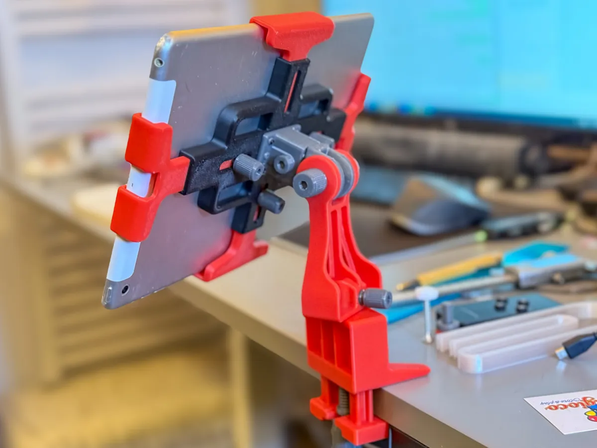 Adjustable Tablet support for Desk needed