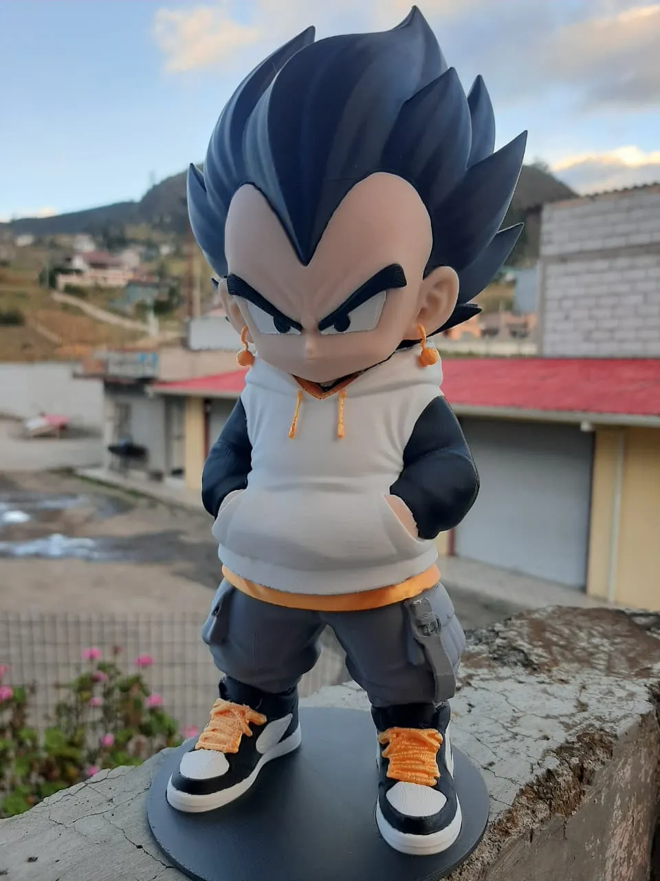 Chibi Urban Vegeta - Streetwear /Multipart), photo 3 of 4 - Chibi Urban Vegeta - Streetwear /Multipart) Figurines & Collectibles