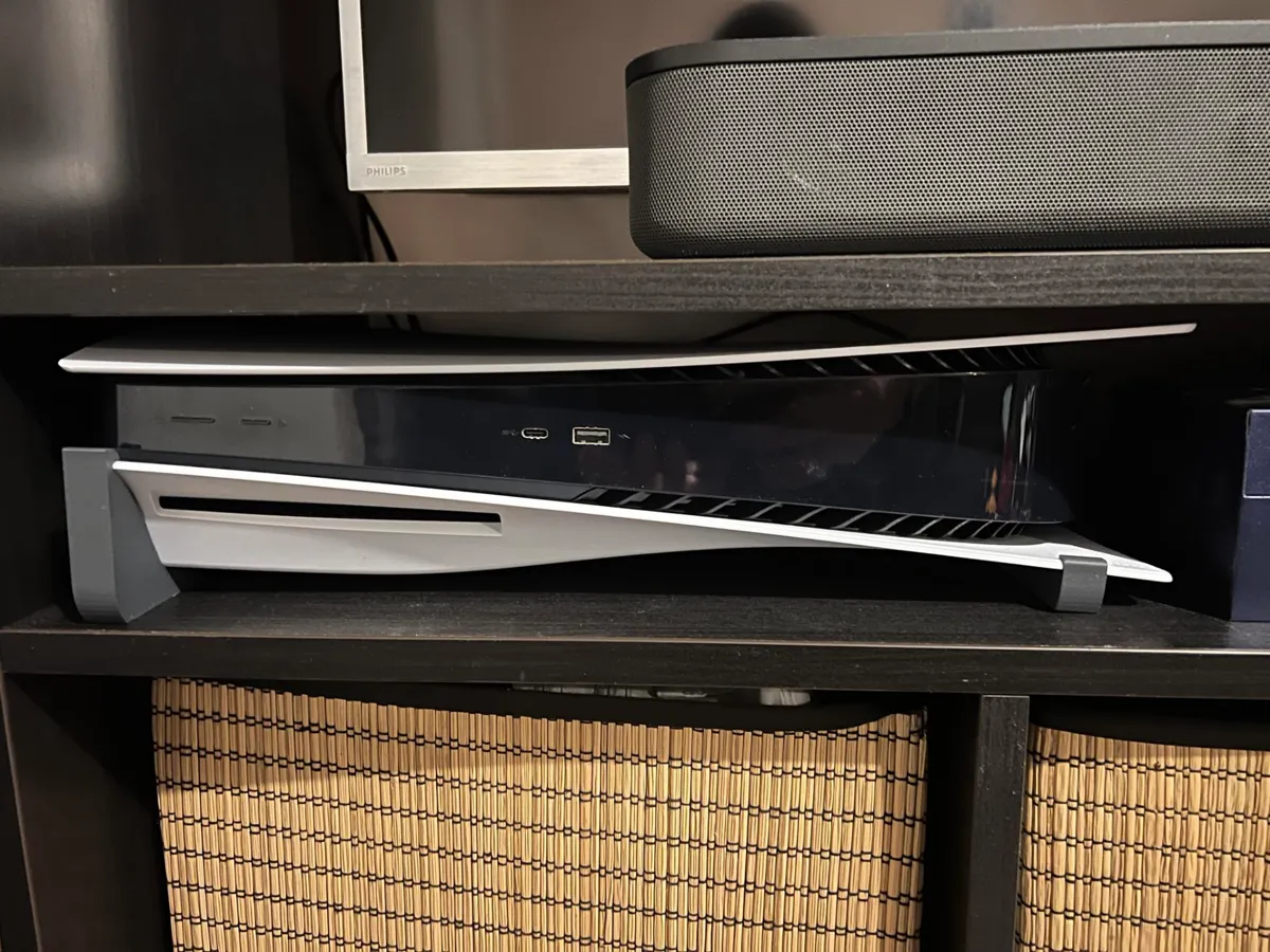 PS5 Disc edition horizontal stand, reduced size