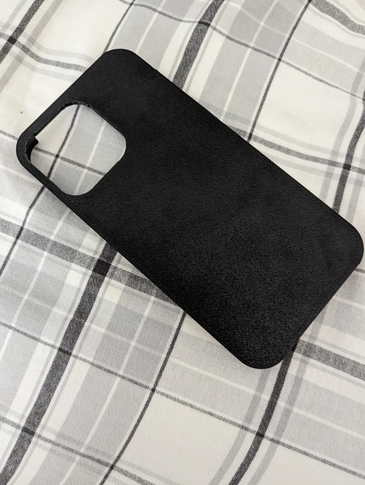 iPhone 14 Pro Max Rigid Hex Case - Gadgets, in stock in India