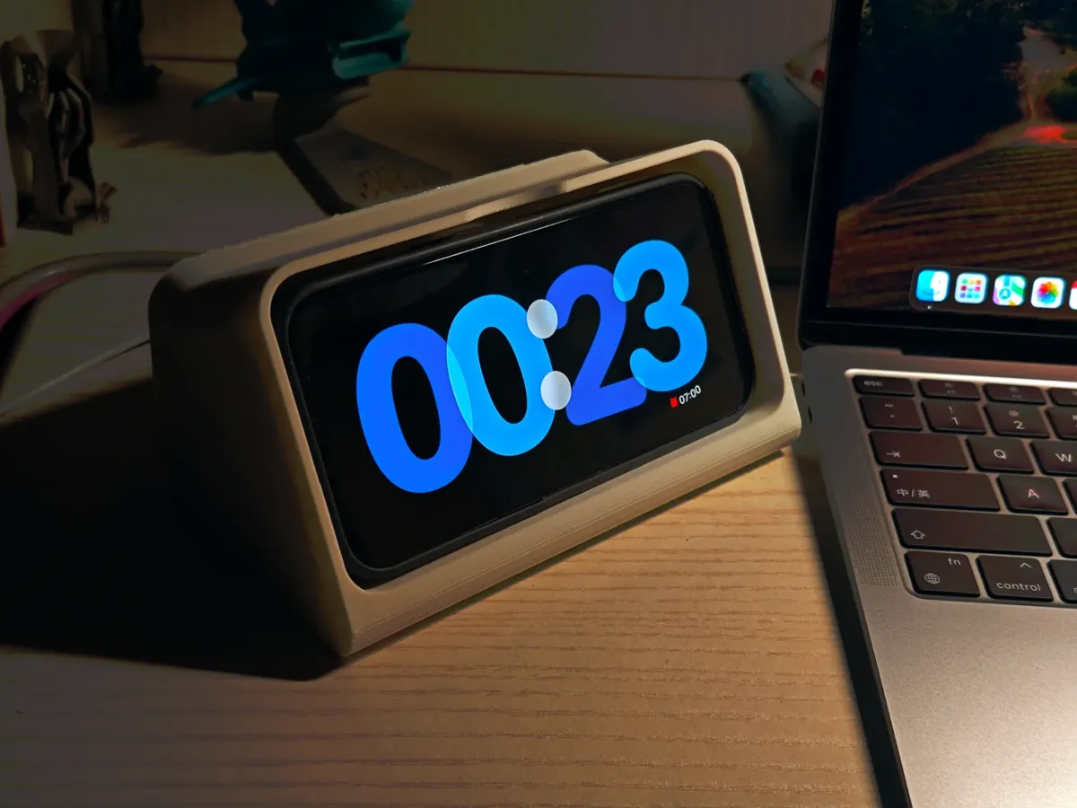 iPhone Wireless Charging Phone Stand