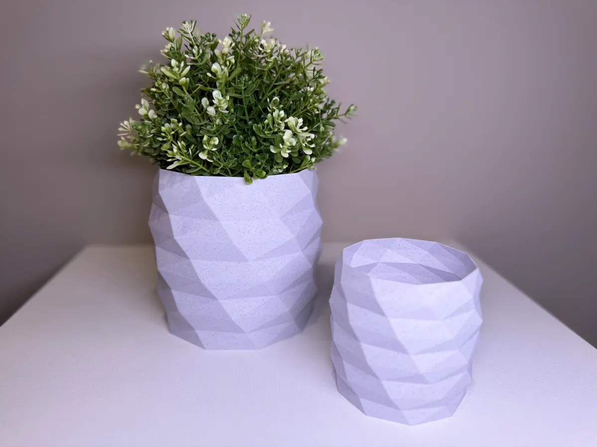 Geometric Vase or Pot For Plants, photo 2 of 2 - Geometric Vase or Pot For Plants Generative Art