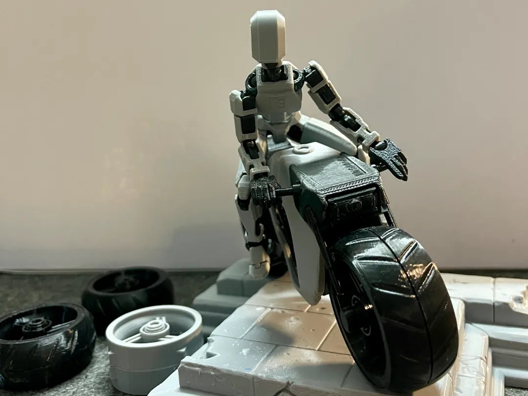 Futuristic Electric Motorcycle V1 for Dummy 13 - Vehicles, in stock in India