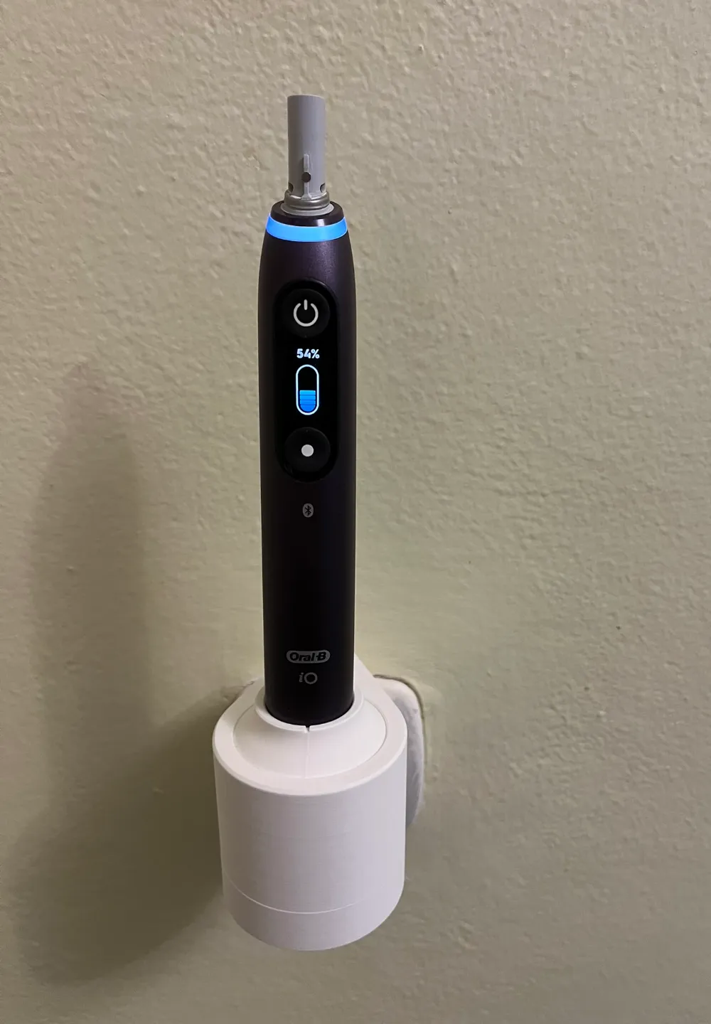 Oral B iO charger holder