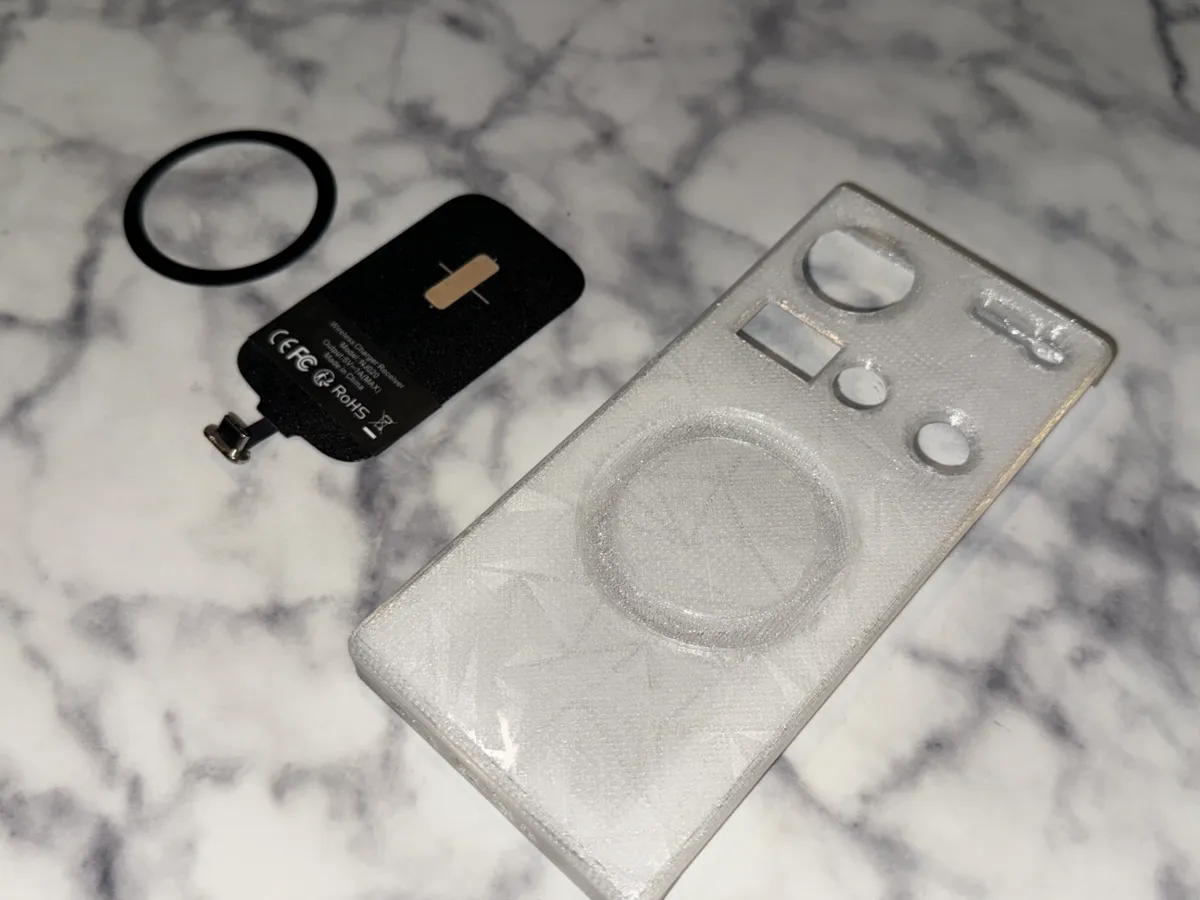 Nubia z70 Case for magsafe + wireless charging, photo 3 of 4 - Nubia z70 Case for magsafe + wireless charging Mobile & Device Accessories