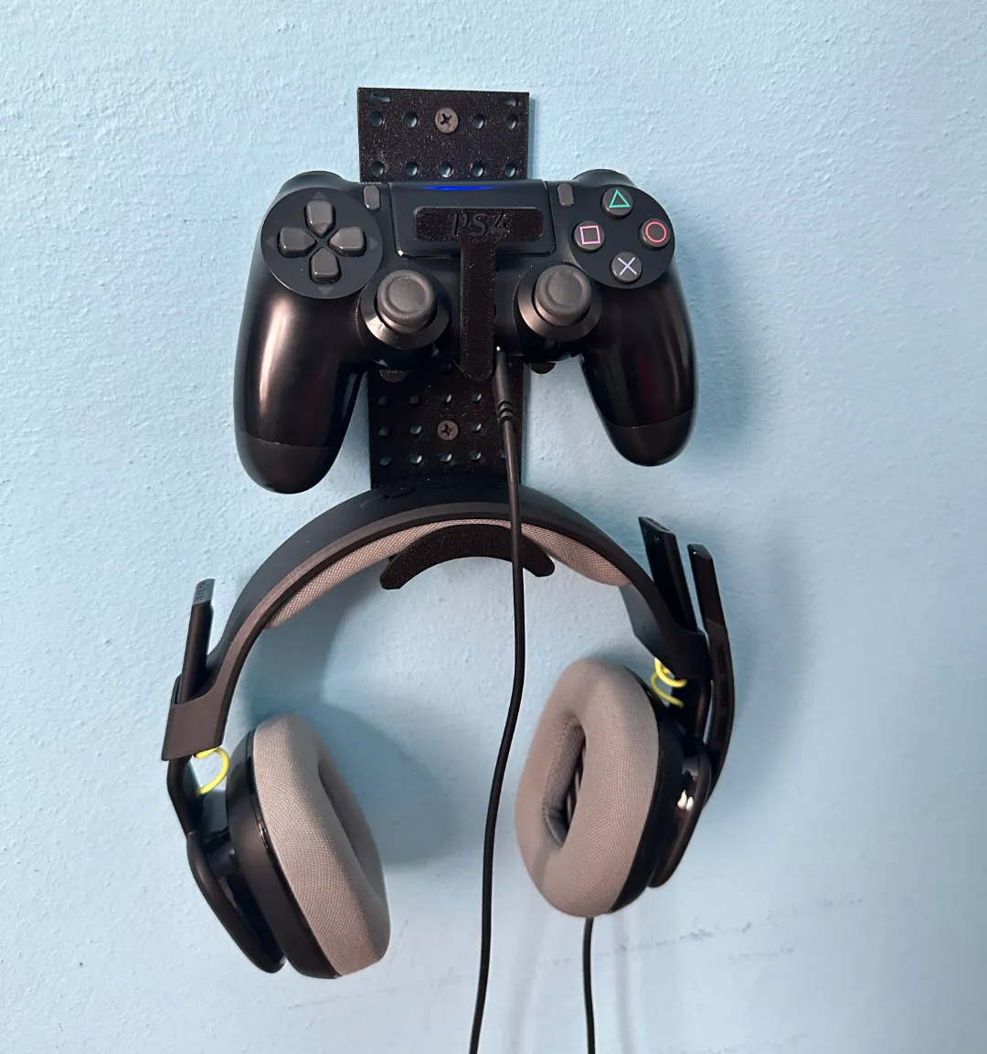 Holder For Gaming Headset And Joystick - Organizers, in stock in India