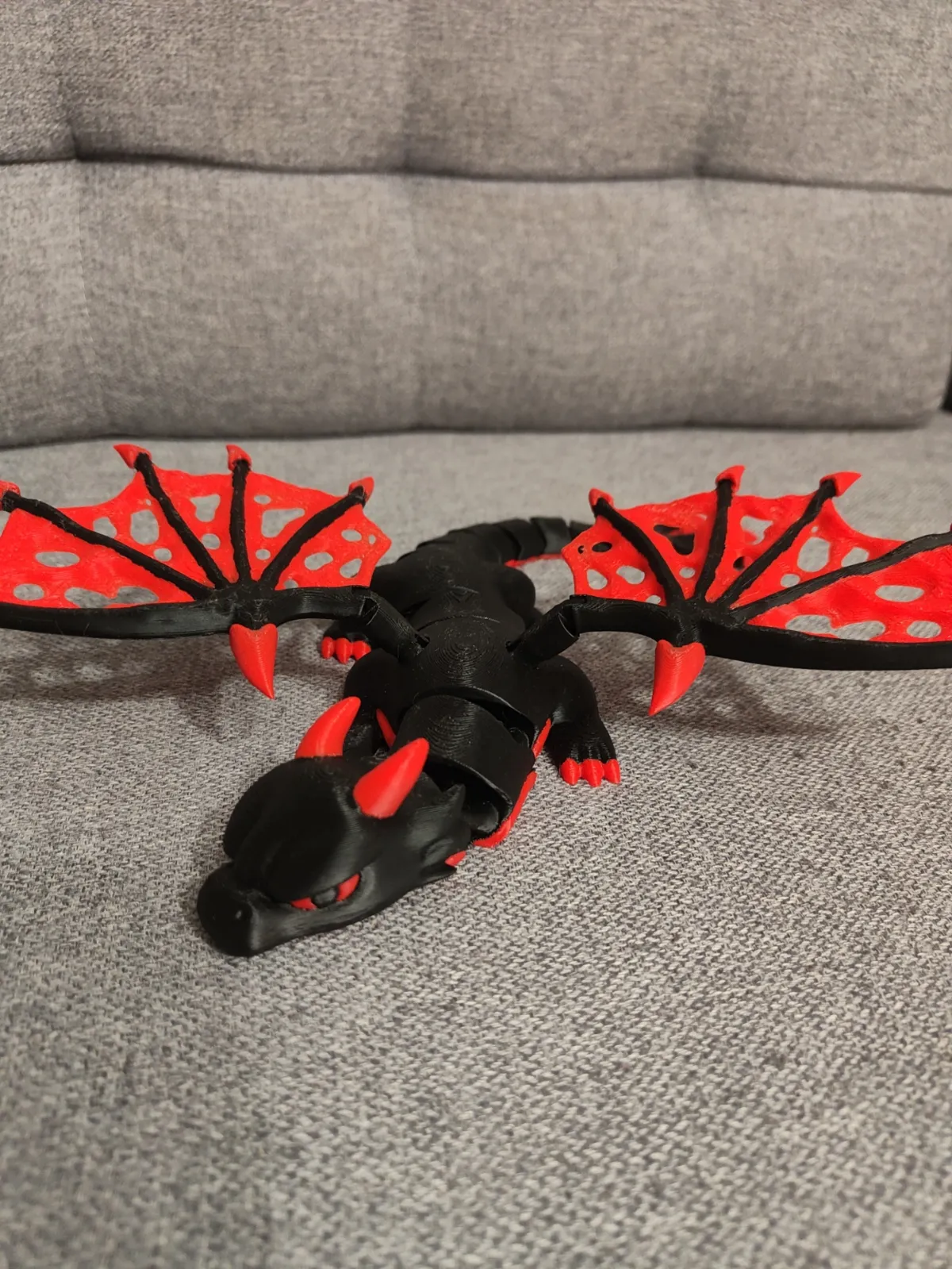 Articulated Hell Dragon with Wings, photo 3 of 4 - Articulated Hell Dragon with Wings Fidget & Sensory Toys