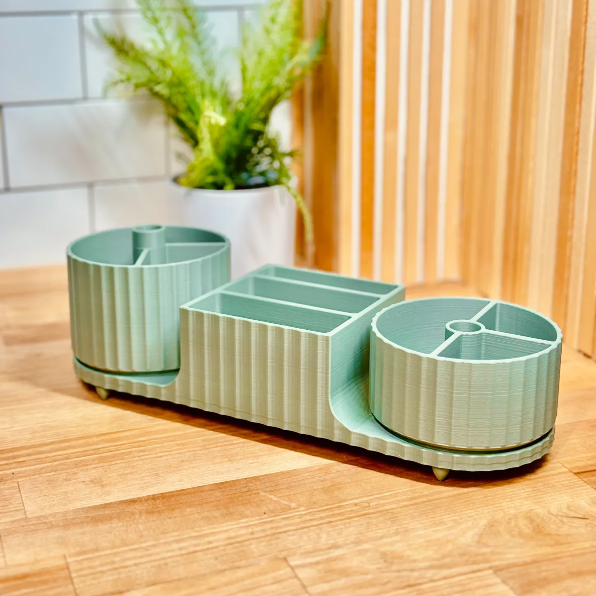 Spinning Bathroom Organizer