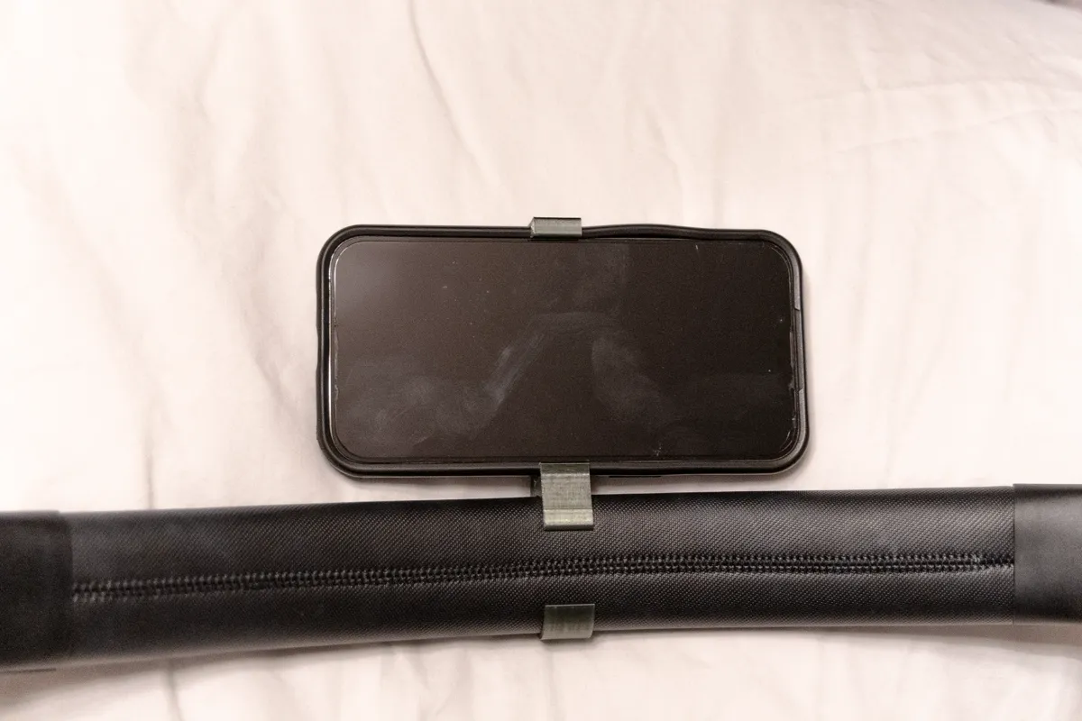 Thule Sleek Stroller Phone Holder, photo 4 of 4 - Thule Sleek Stroller Phone Holder Hobby & DIY