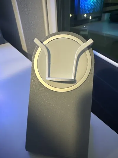 MagSafe Stand with AirPods Adapter, photo 3 of 3 - MagSafe Stand with AirPods Adapter Hobby & DIY