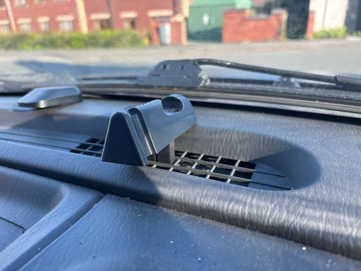 Sunglasses holder Top car vent., photo 2 of 3 - Sunglasses holder Top car vent. Car & Vehicle