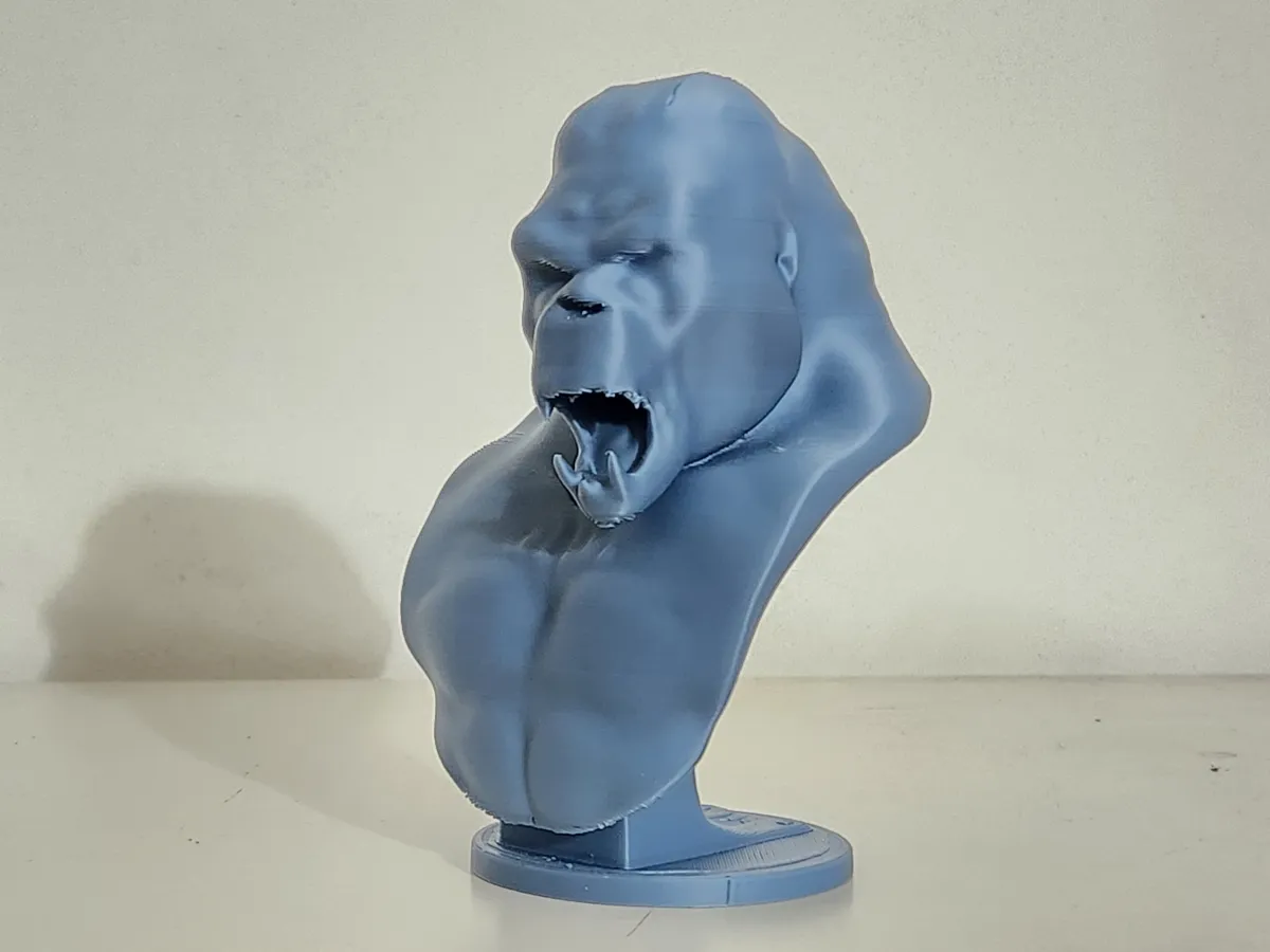 Angry Gorilla bust, photo 2 of 4 - Angry Gorilla bust Art