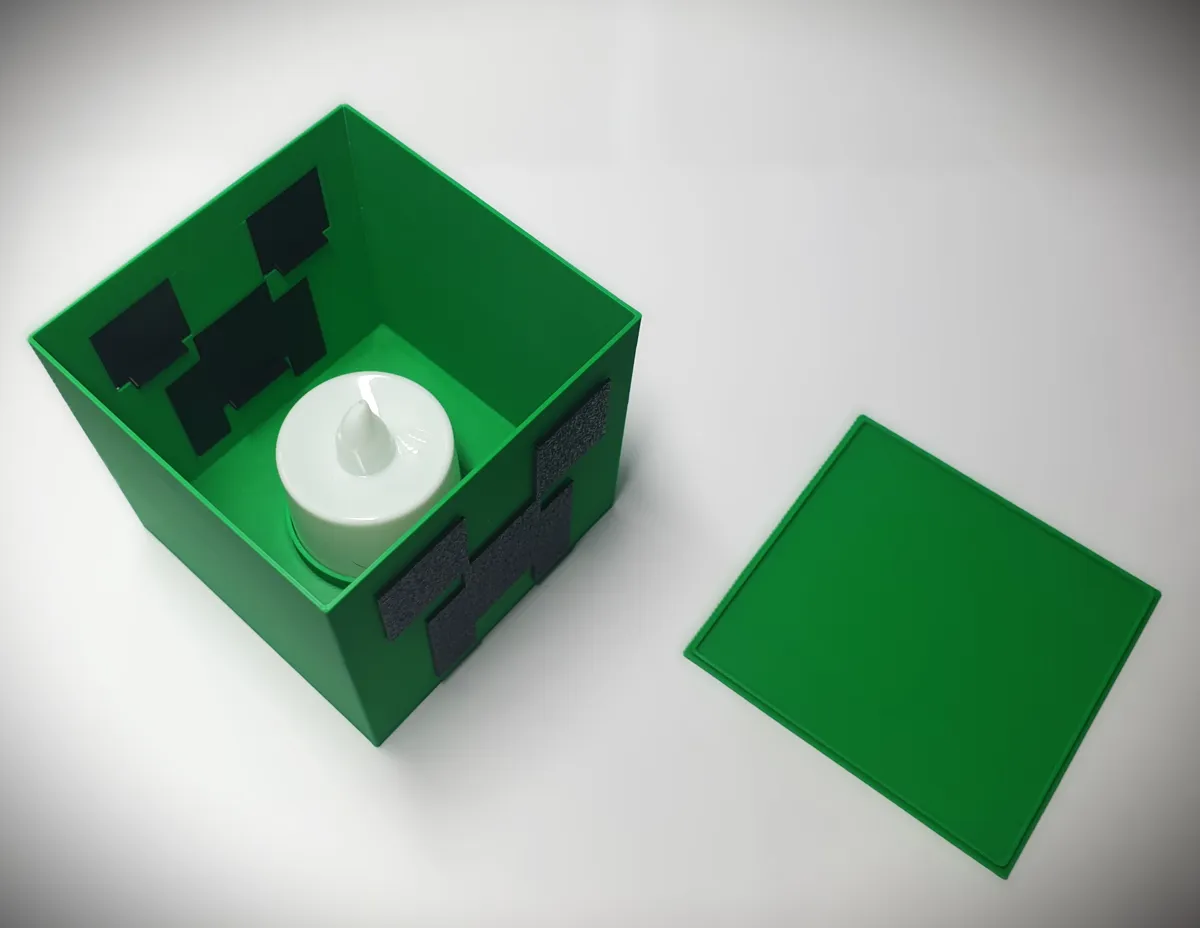 Minecraft Creeper Head - Tealight LED lamp (white), photo 4 of 4 - Minecraft Creeper Head - Tealight LED lamp (white) Household