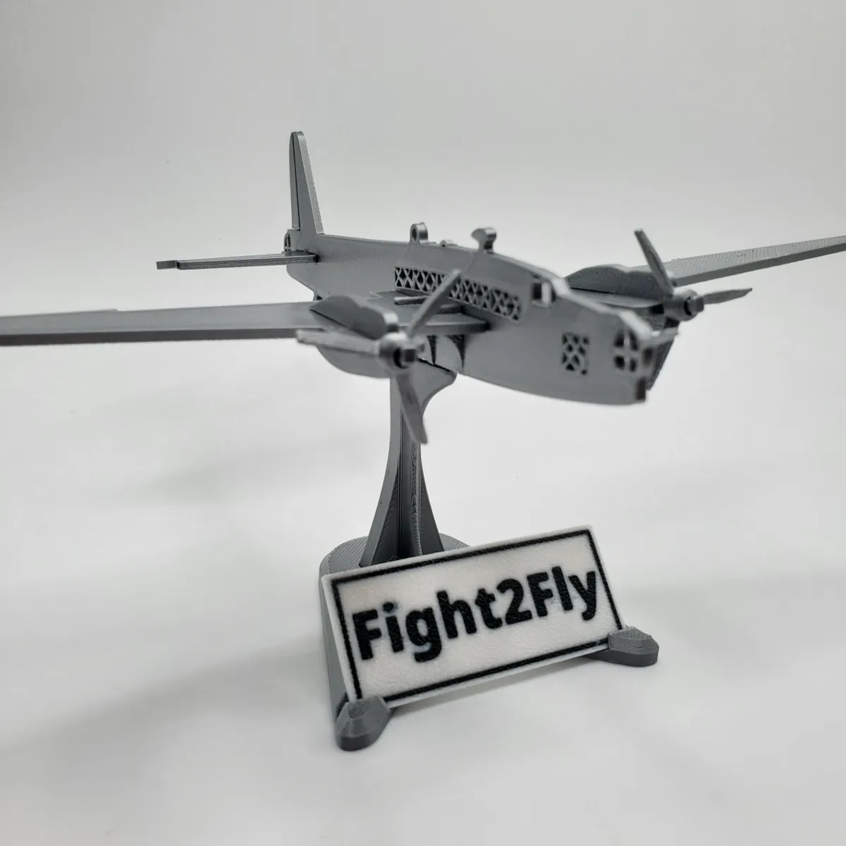 Vickers Wellington RAF WWII Bomber Model Plane Kit, photo 2 of 4 - Vickers Wellington RAF WWII Bomber Model Plane Kit Hobby & DIY