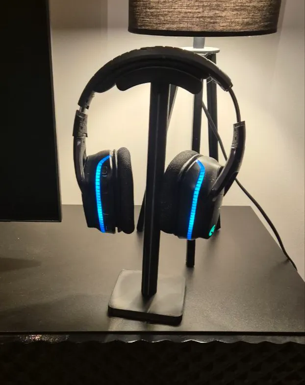 Headphone stand - Office, in stock in India