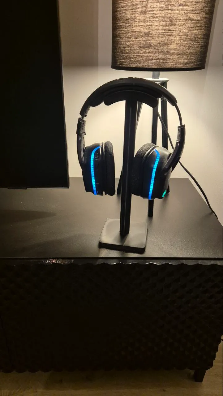 Headphone stand, photo 4 of 4 - Headphone stand Household