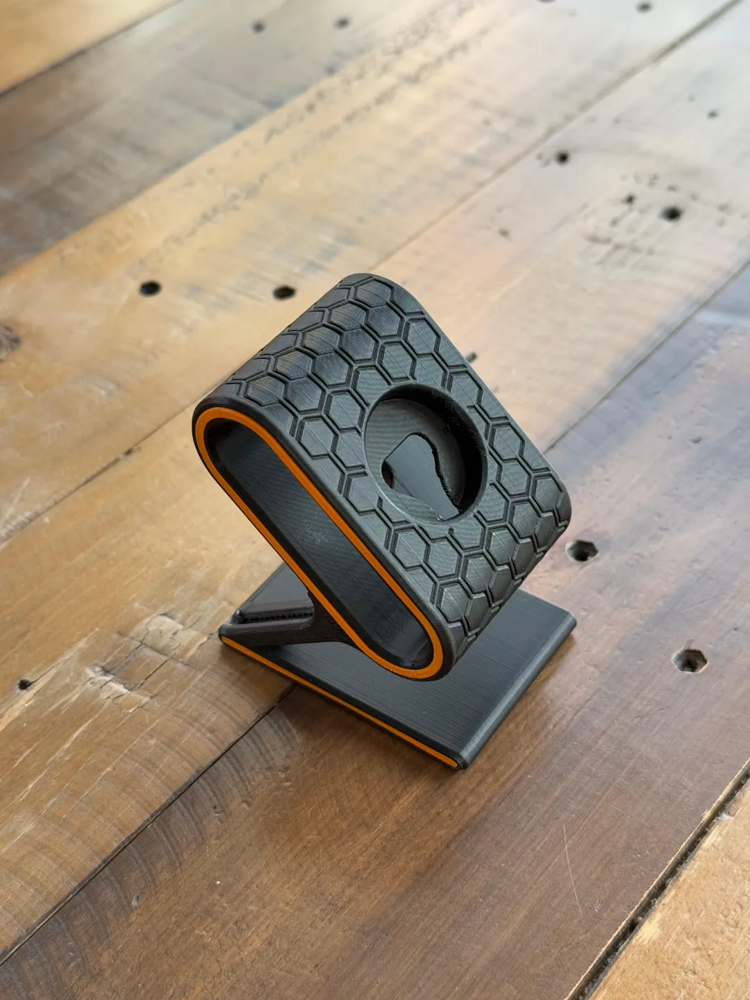 APPLE WATCH CHARGING STAND NEEDED, photo 4 of 4 - APPLE WATCH CHARGING STAND NEEDED Tools