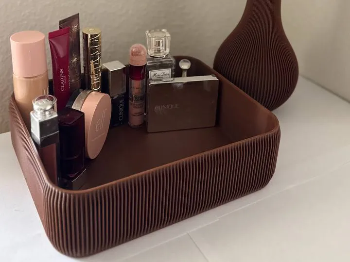Modern Ribbed Organizer Tray