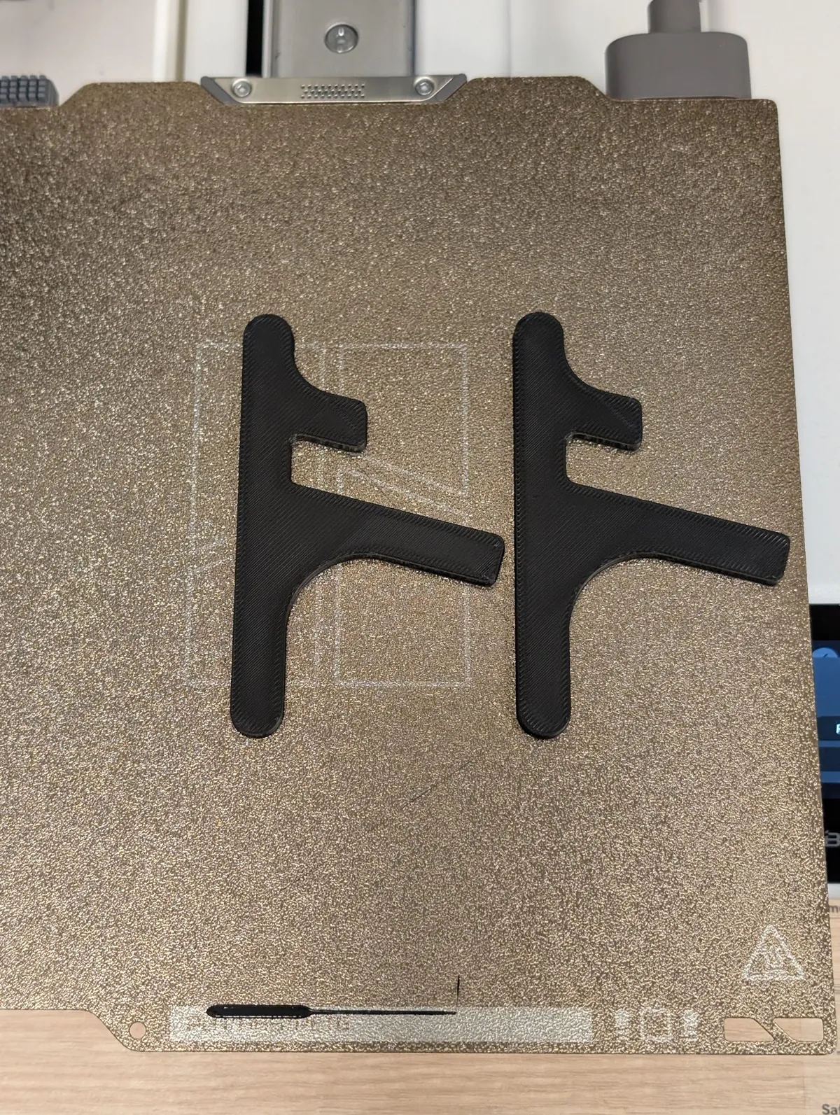 Simple Tablet Stand, photo 4 of 4 - Simple Tablet Stand Household