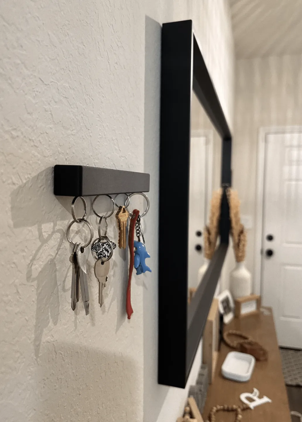 Magnetic Key Holder - Decor, in stock in India