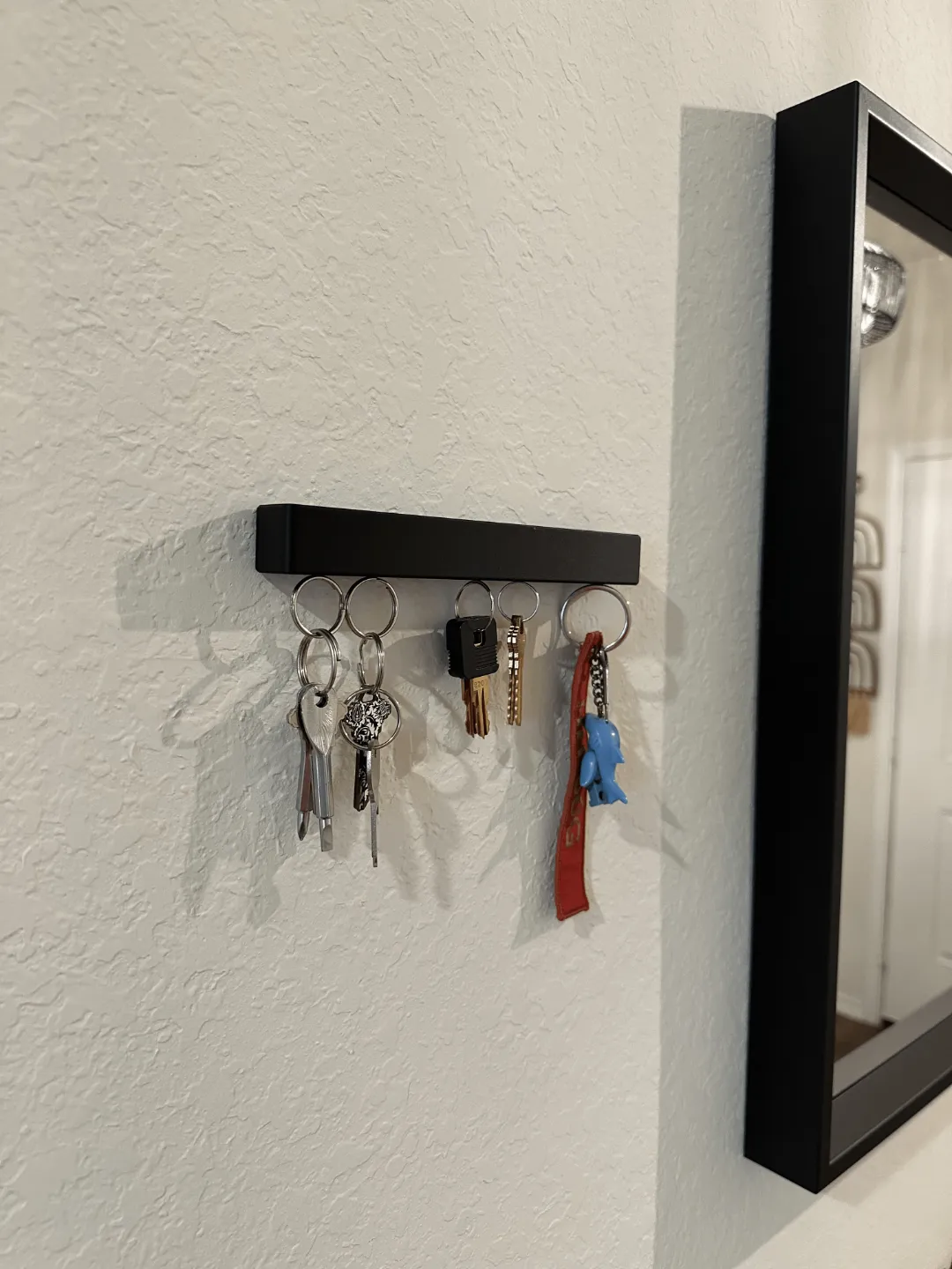 Magnetic Key Holder, photo 4 of 4 - Magnetic Key Holder Household