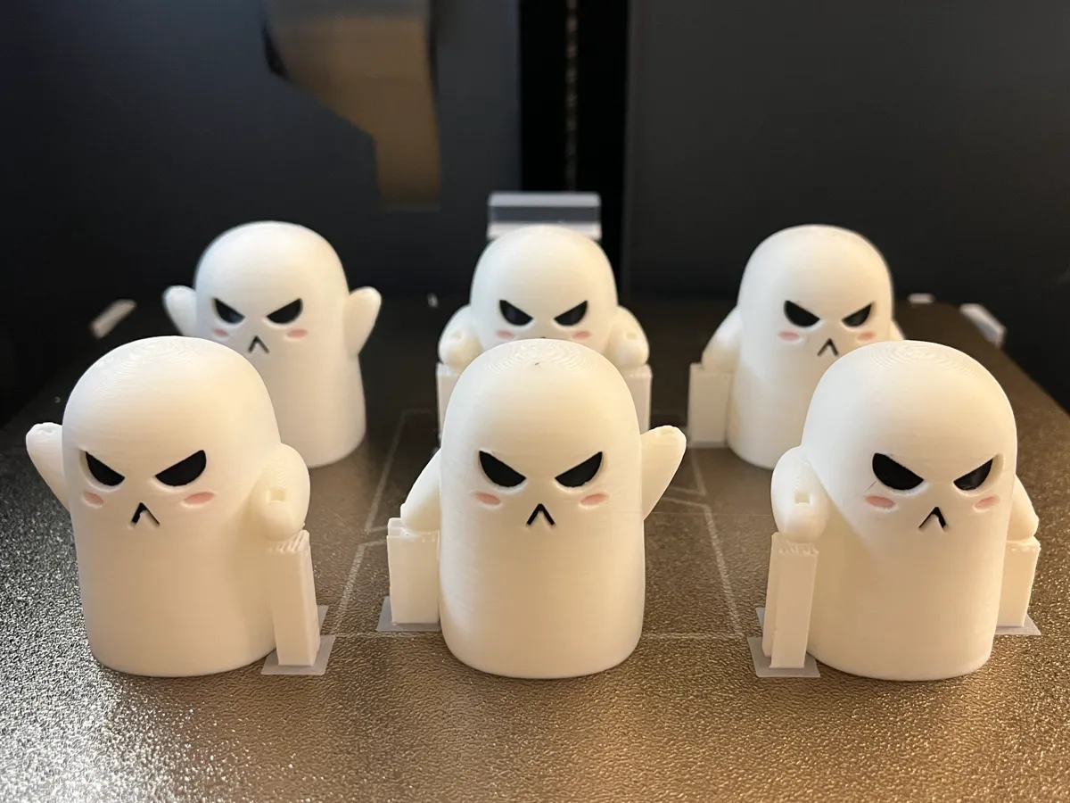 Cute and Simple Ghost, photo 2 of 4 - Cute and Simple Ghost Art