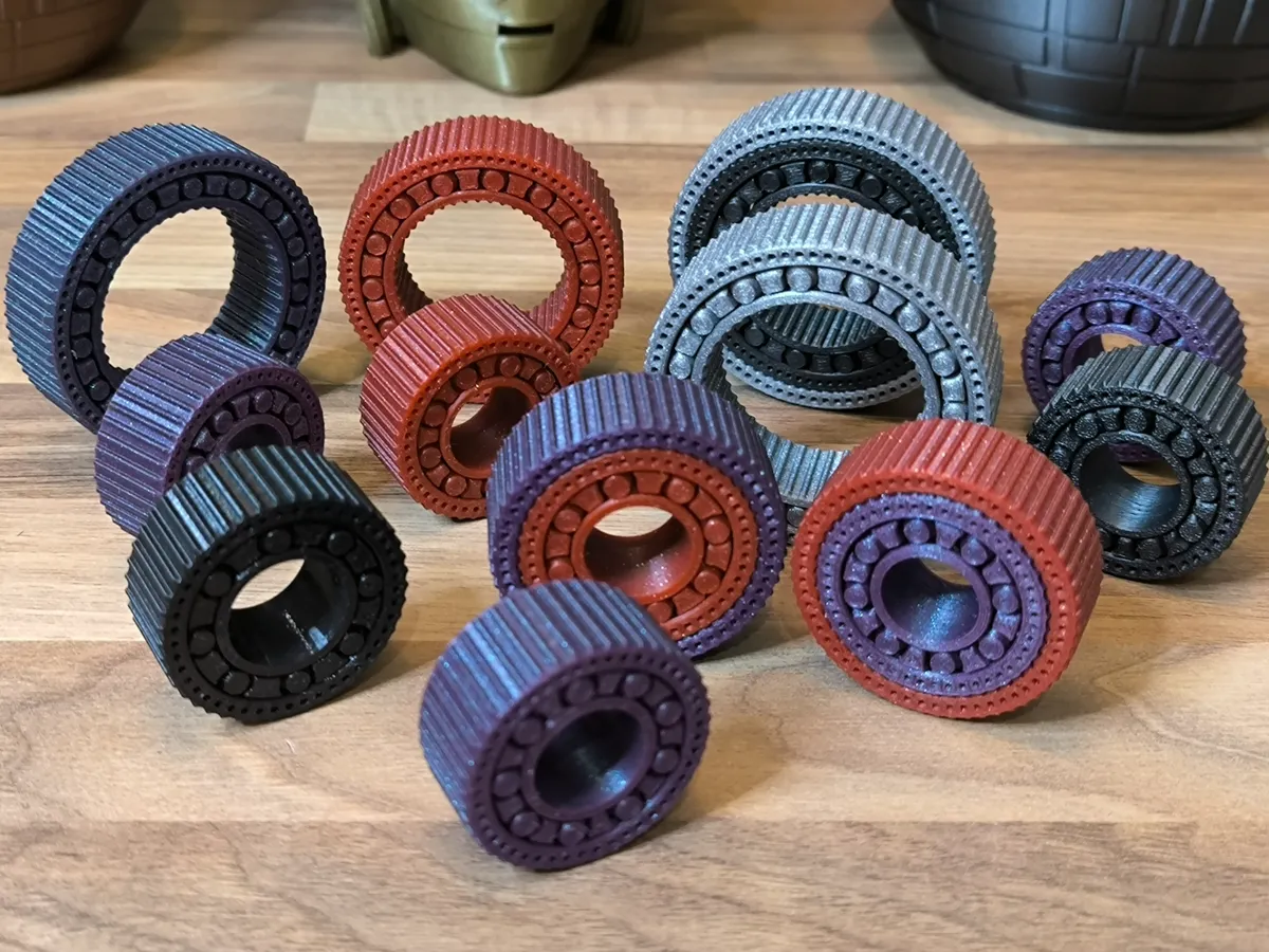 Micro Bearing Fidget Spinner, photo 2 of 4 - Micro Bearing Fidget Spinner Toys & Games